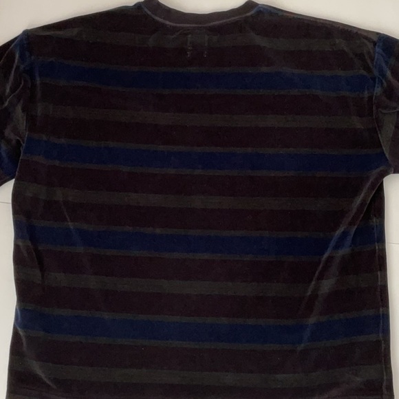 Levi's Stay Loose Velour Long Sleeve T-Shirt - Picture 10 of 12